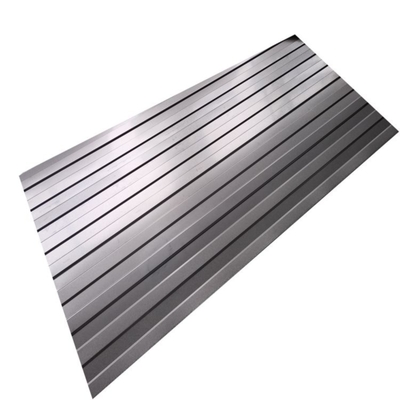 Punching Galvanized Corrugated Steel Sheet , Hot Rolled Galvanized Roof Panels