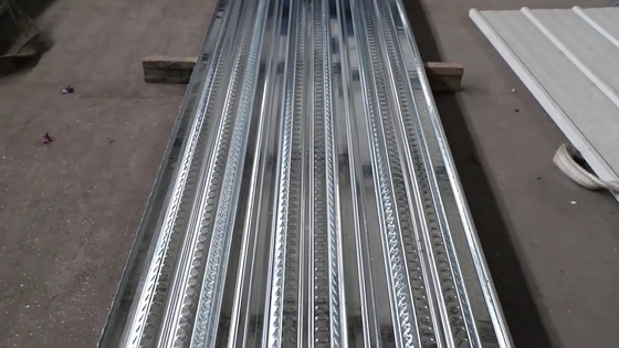 Punching Galvanized Corrugated Steel Sheet , Hot Rolled Galvanized Roof Panels